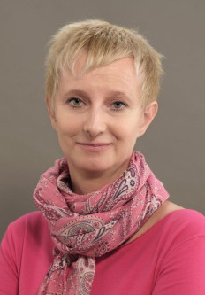 Simona Arhar