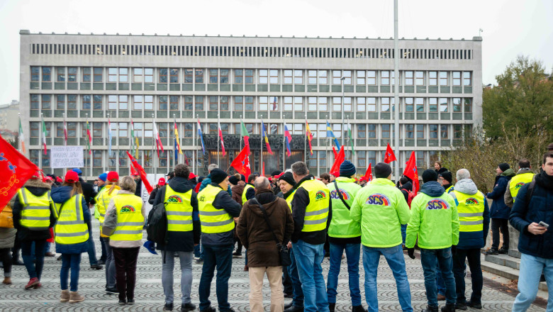 Protest: Trg Republike