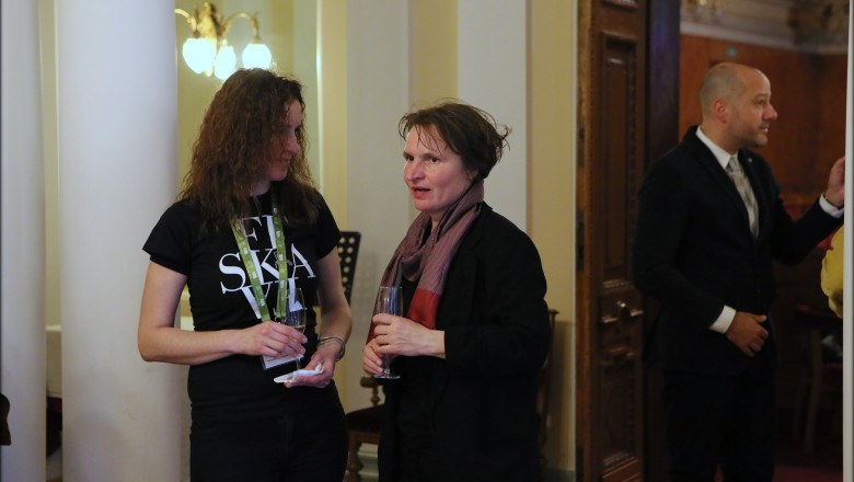 Left to right: Alenka Urbančič and Tea Sernelj