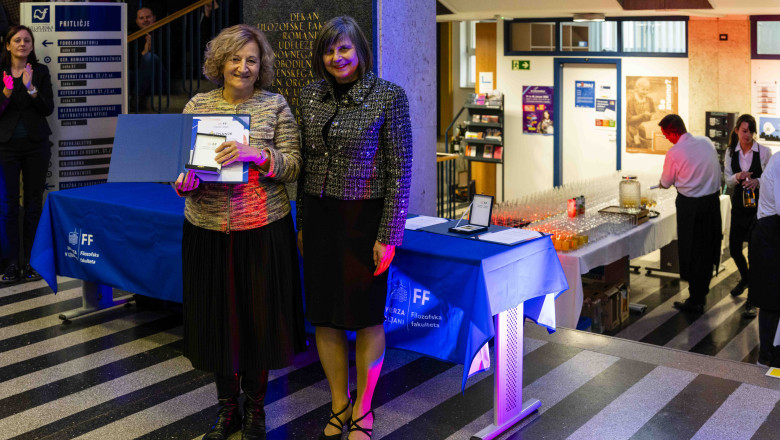 prof. dr. Vlasta Novak Zabukovec (Oddelek za bibliotekarstvo, informacijsko znanost in knjigarstvo) z dekanjo